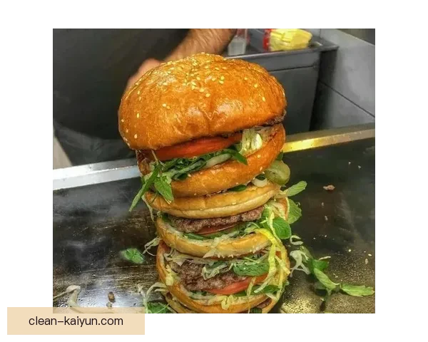 汉堡锋线表现持续提升，引发外界关注与期待。