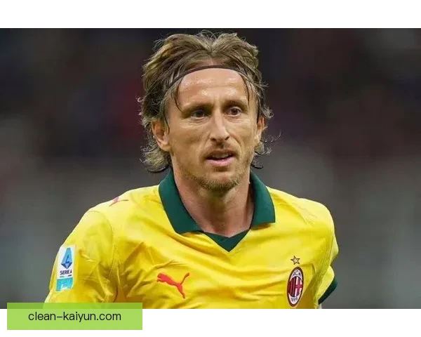 莫德里奇本赛季持续展现中场影响力，竞技状态与领导力备受期待